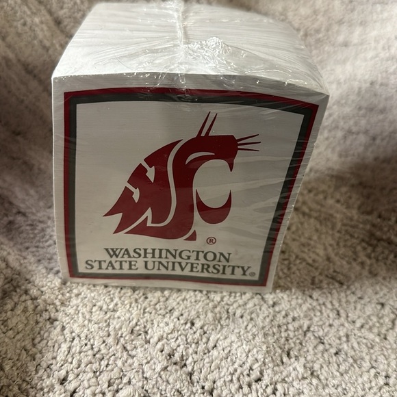 Washington State University ( WSU ) Collegiate Cube - Picture 4 of 5